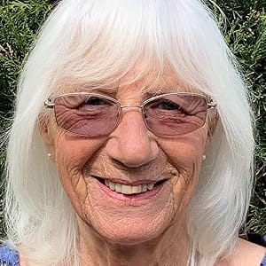 Featured Author: Sue Robertson Danells